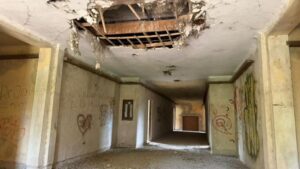 los-historicos-hoteles-de-embalse-en-estado-de-abandono-V2JJTPXYIZB5TIAFFUE7BDKI5I