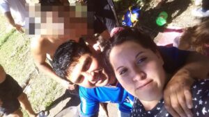 mama-de-tres-nenas-quien-era-la-mujer-asesinada-por-su-expareja-en-cordoba-RMJMIVMY7JFXREMGJTZCTGMKVQ