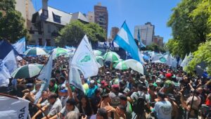 paro-de-la-cgt-regional-en-cordoba-Z3KBL5ARHFFQZGHPB3MWEPEAKU