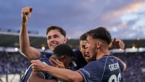 talleres-festejo-ante-platense_1440x810