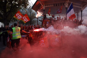 empleados-publicos-salieron-a-protestar-en-distintas-ciudades-de-francia-foto-reuterstom-nicholson-36L2NKTAYRFEP6GQQXKF5HWIQI