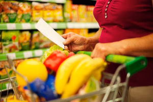 primer-plano-lista-compras_329181-14934